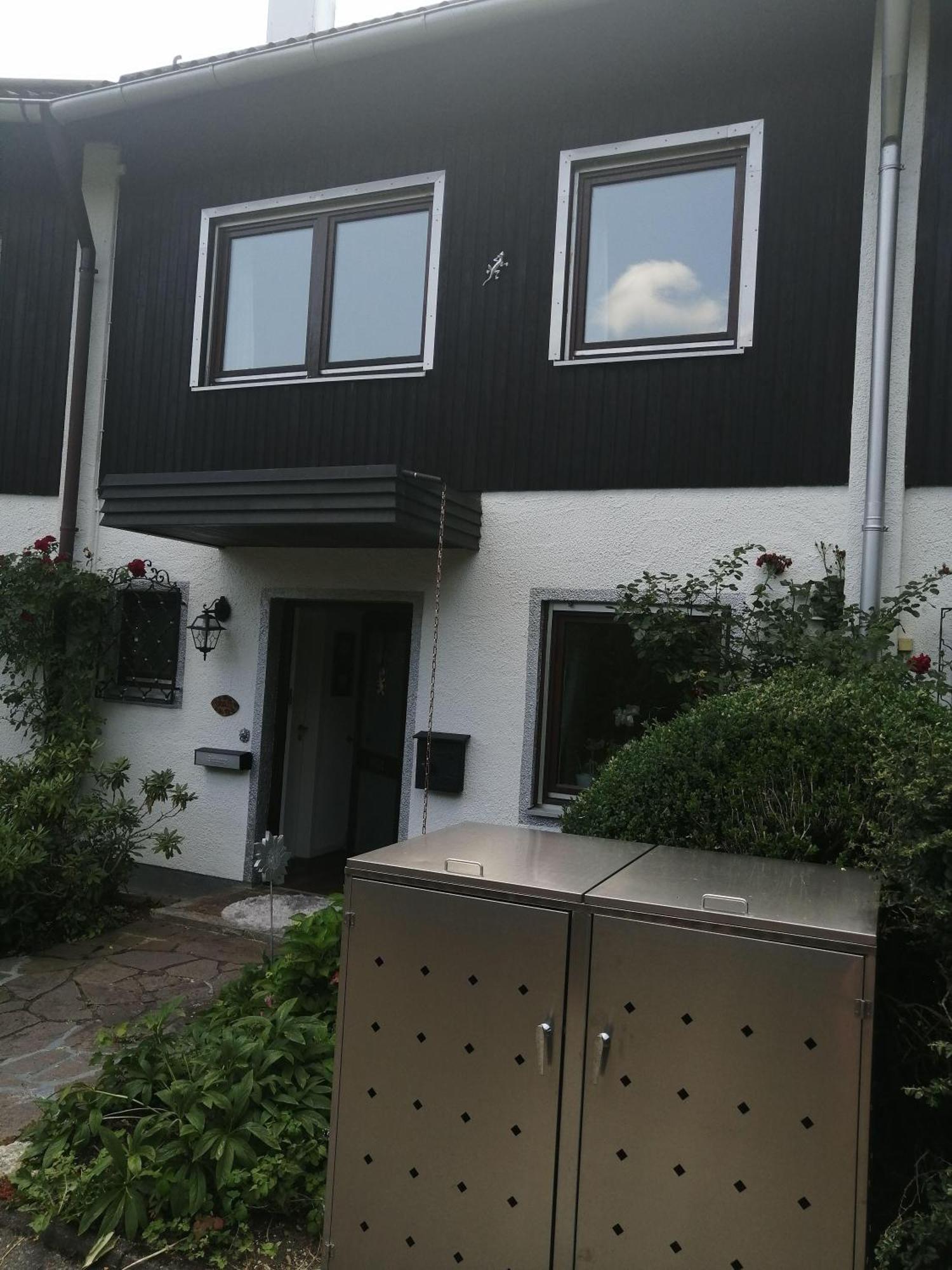 Elegant-Terraced-House-With-Bikes-Near-The-Lake-Children-At-Least-6-A-Old Starnberg Exterior foto